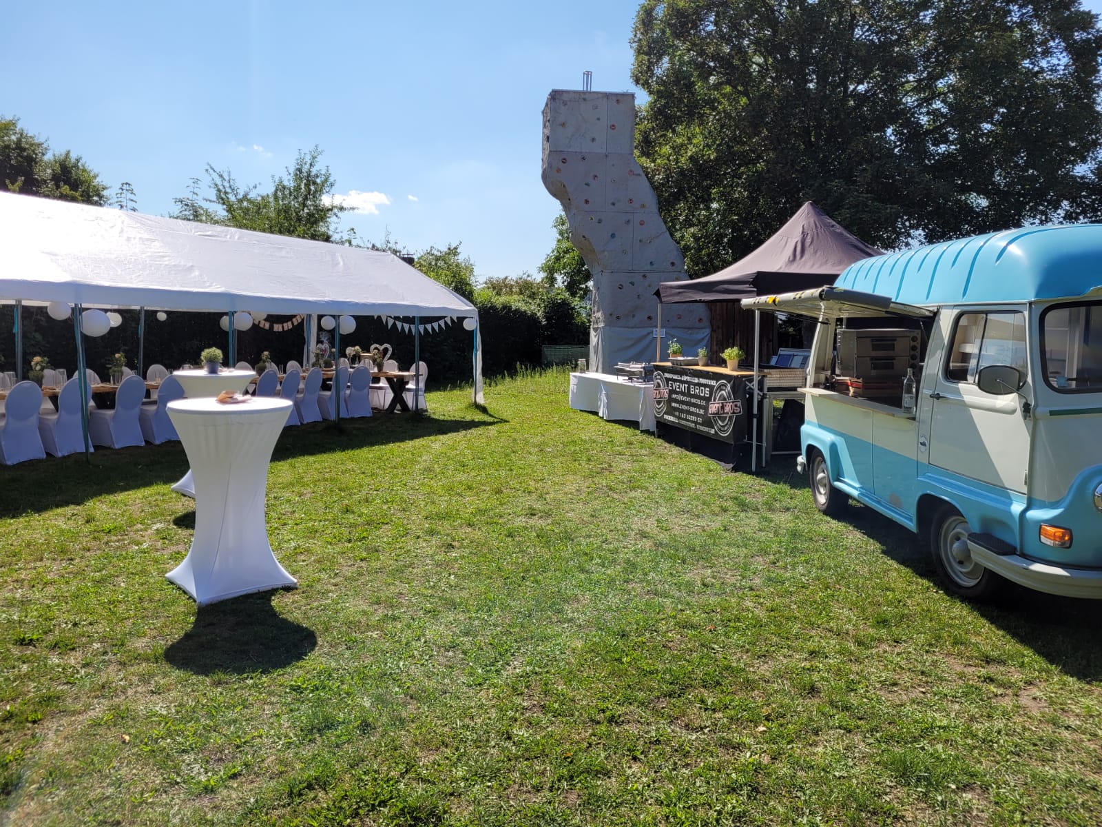 Event im Biergarten und auf der Wiese